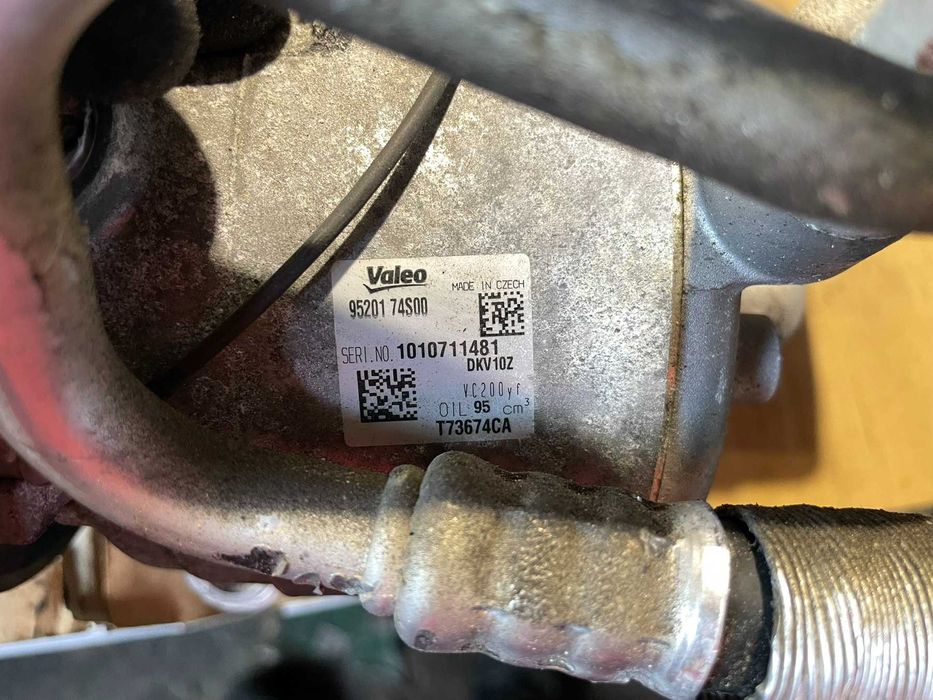 Компресор Климатик 95201 74S00 SUZUKI SX4 S-Cross 1.4 HYBRID ALLGRIP