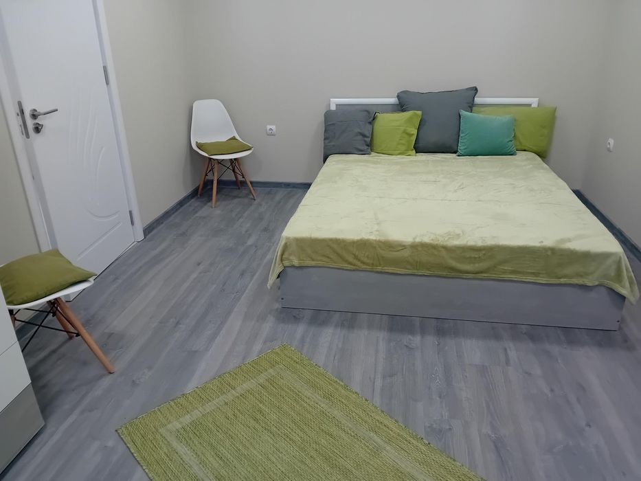 Дава се под наем Тристаен апартамент в Варна, Бриз - 88 кв.м за 639 € - Снимка #3