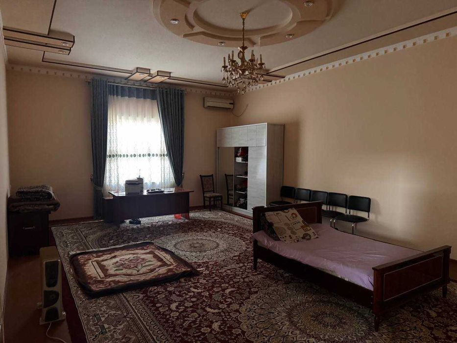 14 sotixli Hovli Sotiladi