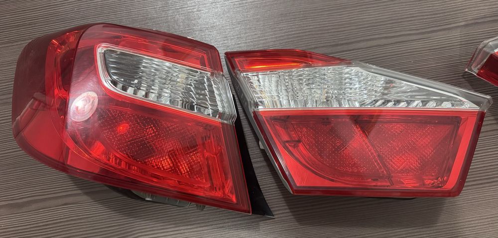 Заднии стоп камри 50 европеец