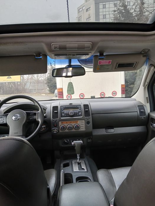 Nissan Navara D40 autoutilitara  4x4 automata