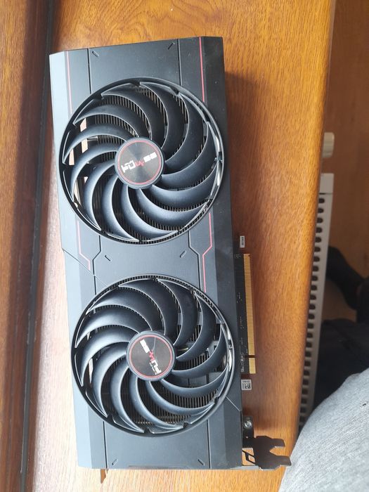 Placa video saphire pulse  rx 6700xt 12gb