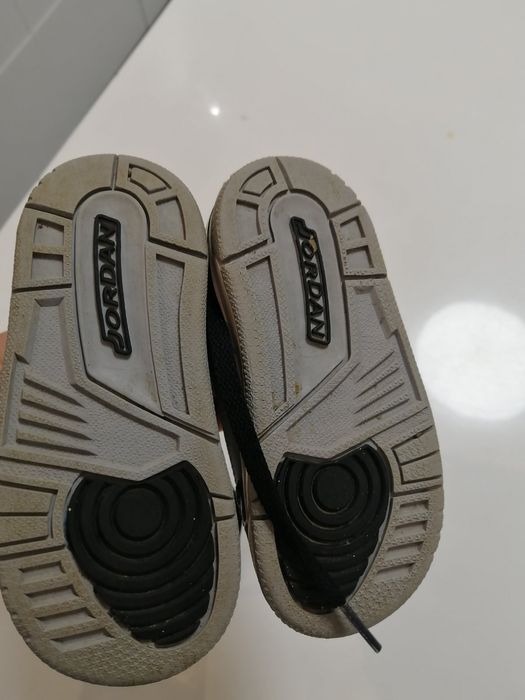 Jordan  детски кецове