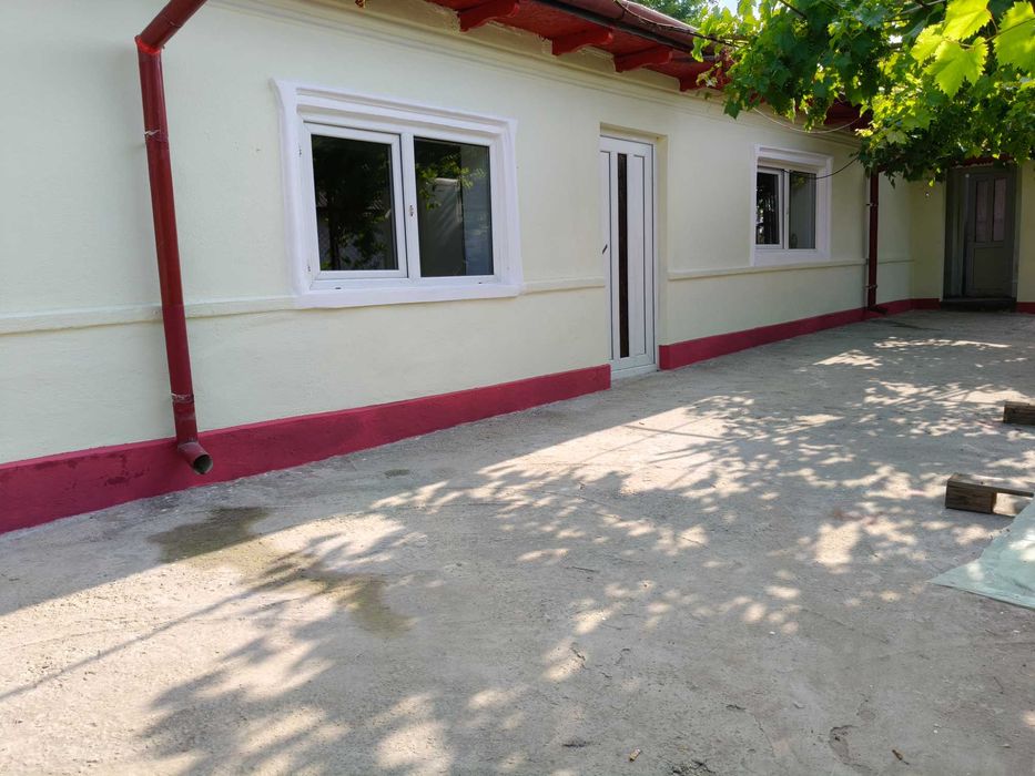 Casa de vînzare .