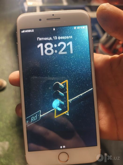 Iphone 8+ sotiladi srochna xilati idial