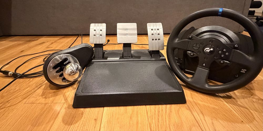 Thrustmaster T300 GT + TH8A лост