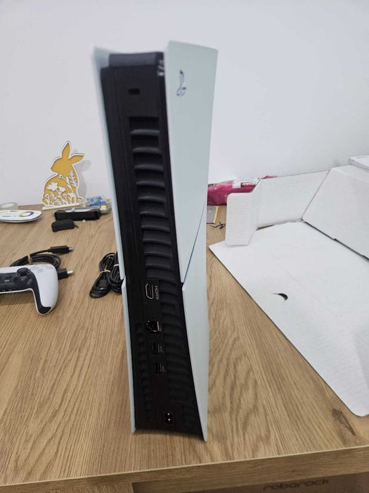 PlayStation 5 Digital Edition (PS5) Slim, 825GB SSD, E-Chassis - Garantie
