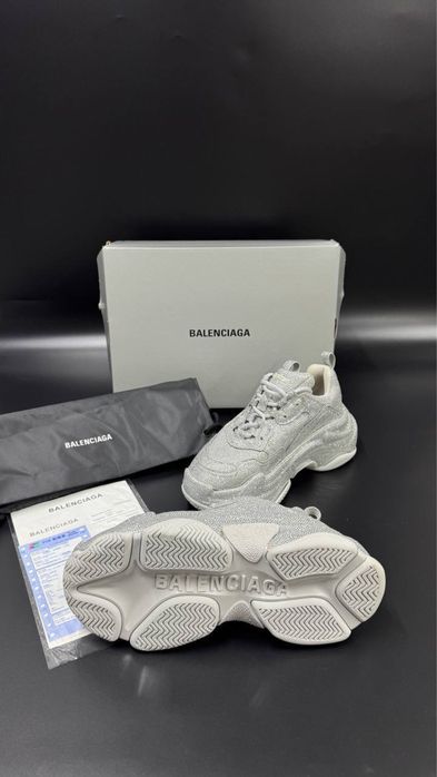 Balenciaga Triple S “Swаrovski” Сив