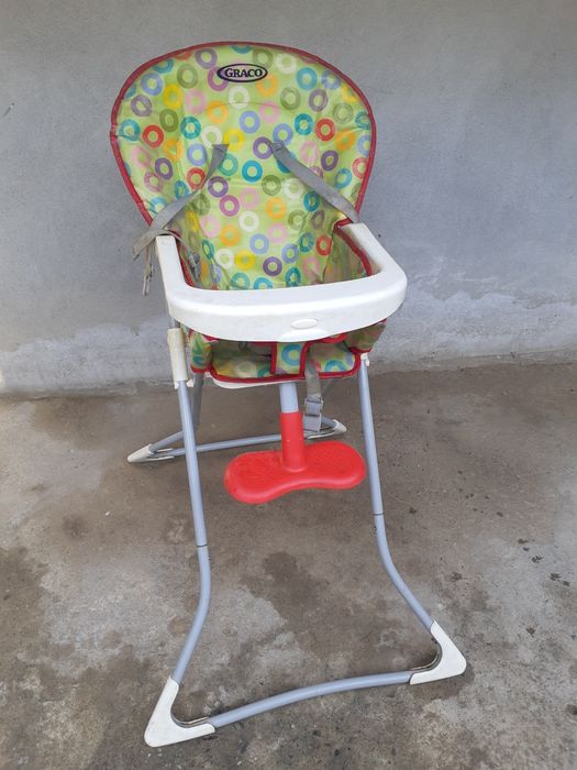 Детский стулчик для кормашки