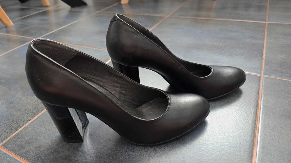 Pantofi piele, purtati maxim odata