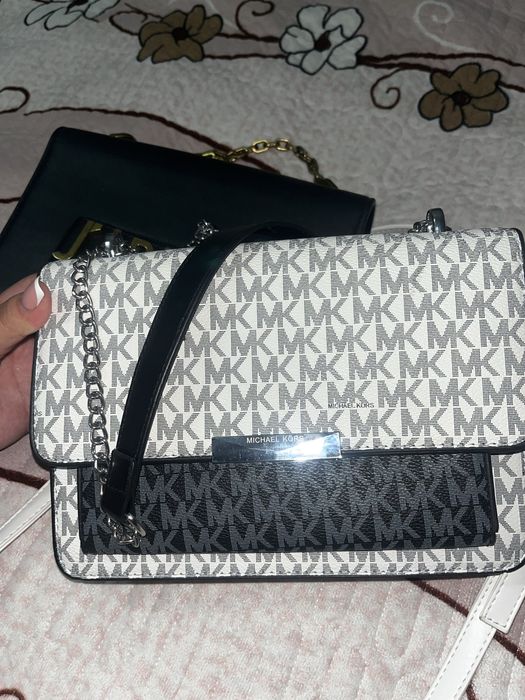 Продам сумки 4000тг