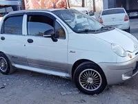 матиз бест  запчаслари бор