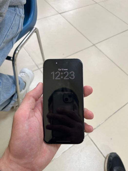 Срочно продам Iphone 16 pro
