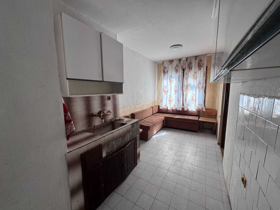 Продава се Четиристаен апартамент в Стара Загора, Самара 1 - 88 кв.м за 985 €/кв.м - Снимка #1
