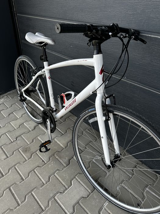 Хибриден велосипед Specialized Vita 28” 54см 3х8 M”