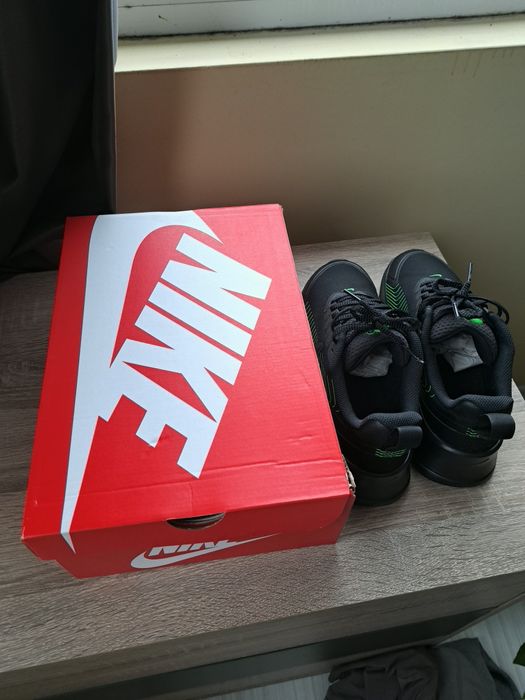 Nike Air Max чисто нови!!!