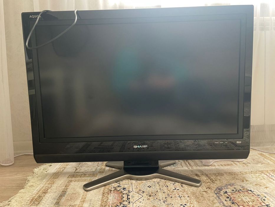 Телевизор Sharp AQUOS рабочий