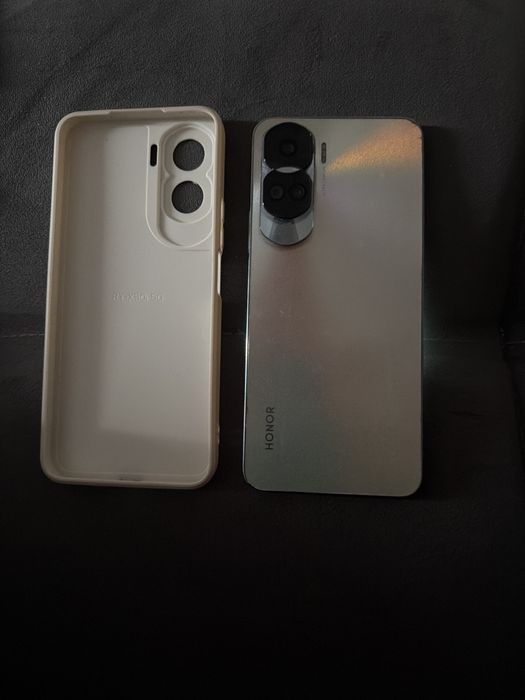 Продам honor 90 lite в хорошем состоянии