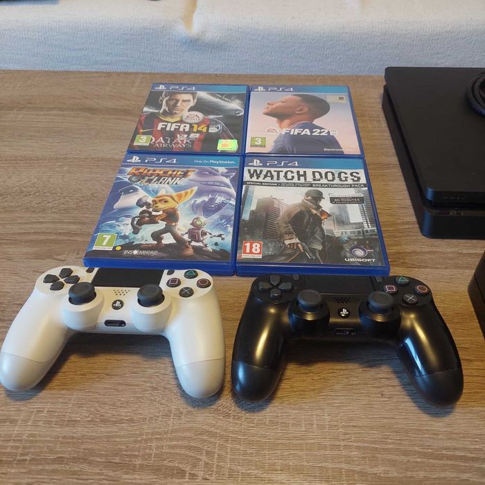 Playstation 4 Slim 1TB