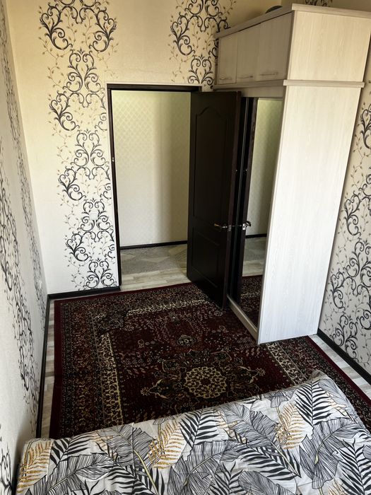 Квартира своя 3 этаж 2 комнатная. Без риелтосрких процентов