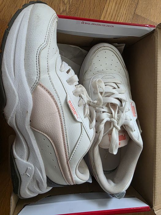 Маратонки PUMA в бяло и розово