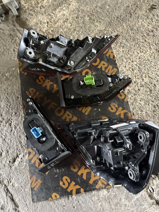 Vw Golf 8 GTI хечбег Стопове