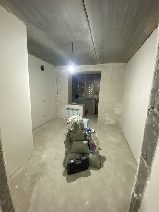 Продам квартиру в 10 мкр