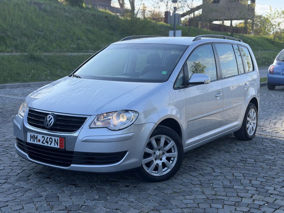 Vw Touran 1.9Tdi 2010 Facelift Navi 10/10