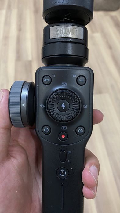 Трех осевой стабилизатор.