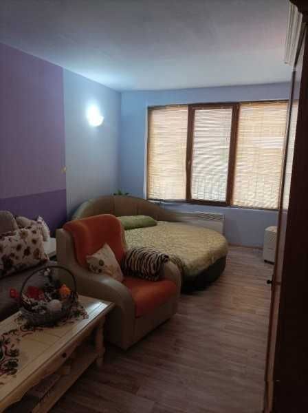 Двустаен апартамент в Каварна