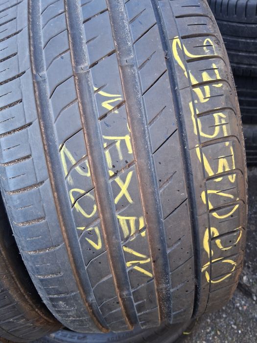 235 30 20 NEXEN 2бр летни дот 2020г