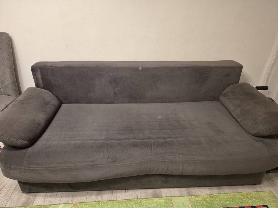 Vând canapea extensibila 160x200