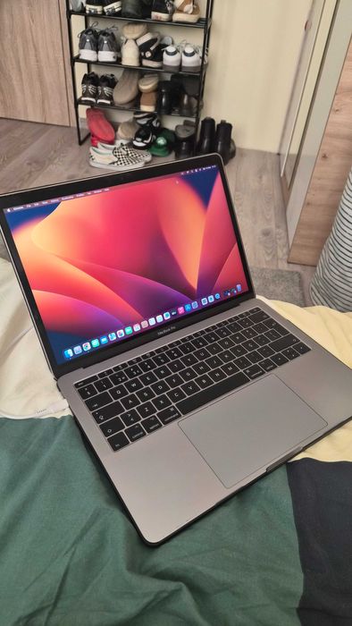 Лаптоп MacBook Pro 13"