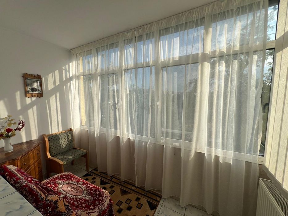 PF Inchiriez DOAR 1 camera in Ap cu 3 camere Podu Ros Decomandat