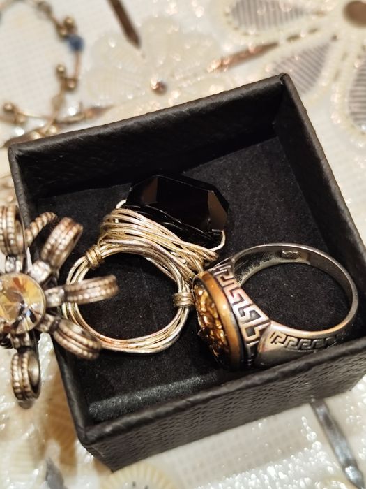 Сребърни бижута уникати.