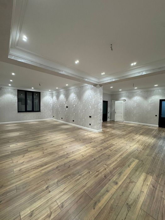 Продается дом 7 комнат+ 2 холл, ориентир: Никитина, 3 сотки 530м²