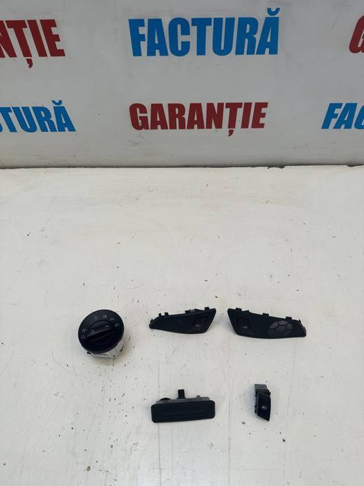 Bloc lumini buton butoane geam Haion portbagaj Skoda Octavia 2