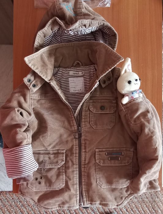 Детски зимни якета с качулки.