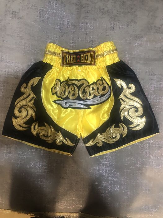 Шорты для тайского бокса.