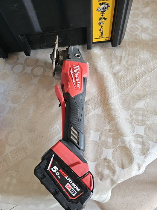 Flex milwaukee m18 fsagv115xpdb
