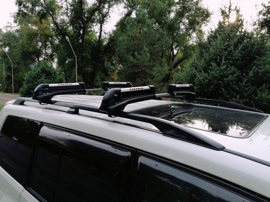 Багажник Крепление для лыж и сноуборда