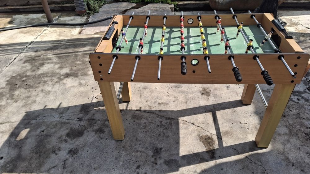 Futbol stoli aotiladi