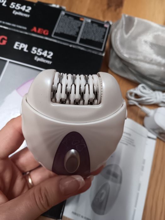 Епилатор AEG EPL 5542



Тънка и заоблена глава за лесно плъзгане
Изви