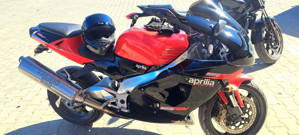 Aprilia RSV  Mille 1000