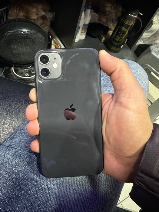 Iphone 11    64 gb ideal dubay