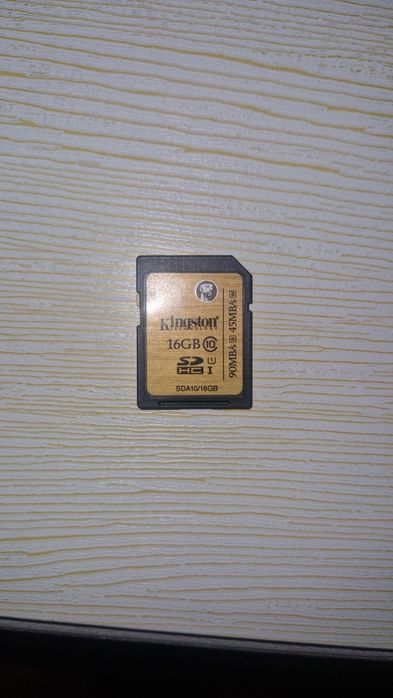 Kingston 16GB SDHC Class 10 (UHS-I)