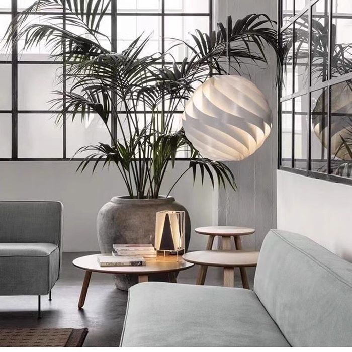 продам новую люстру!