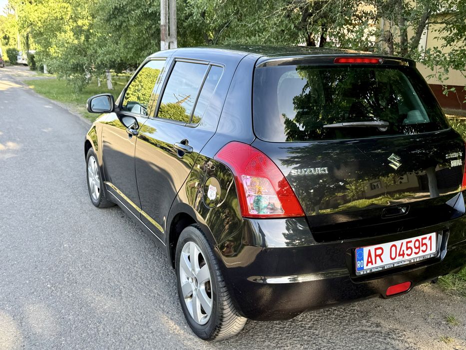Suzuki Swift 1.3 benzina 146000 km