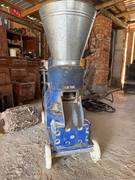 Presă peleți 7,5 kW – producție 200 kg/oră