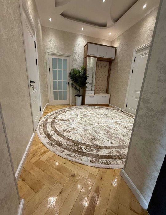 Сдаётся 2/4/9 квартира на Юнусабадском ор-р Мега Планет